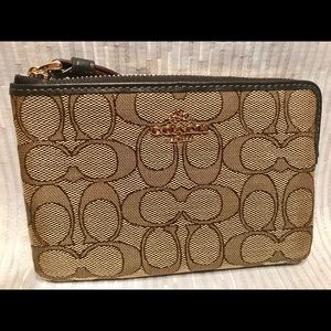 NWT Coach Wristlet